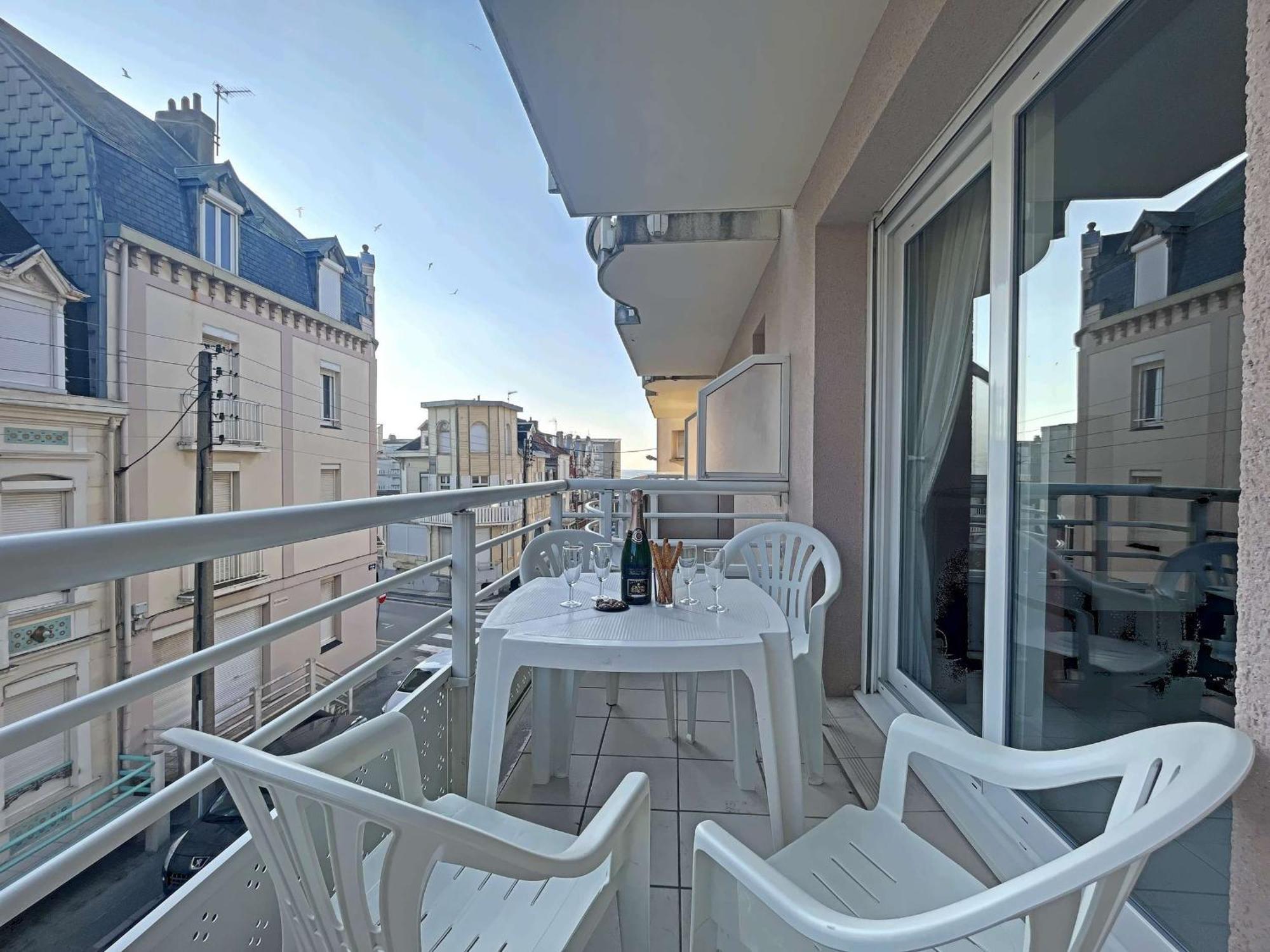 Superbe T2 Bis Proche Plage Avec Balcon Et Parking - Fr-1-646-44 Berck Esterno foto